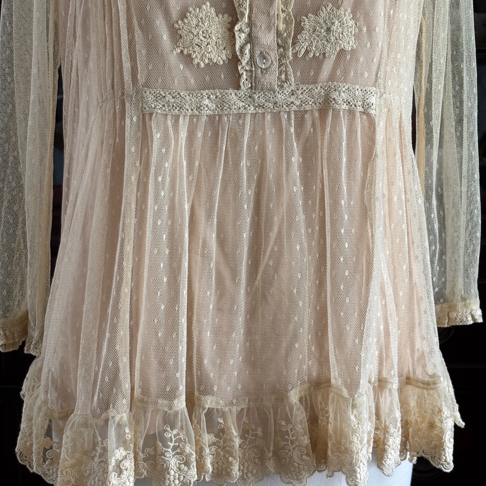 April Cornell Swiss Dot Net Blouse with Lace Appliqué and Lace Ruffles - Picture 4 of 16